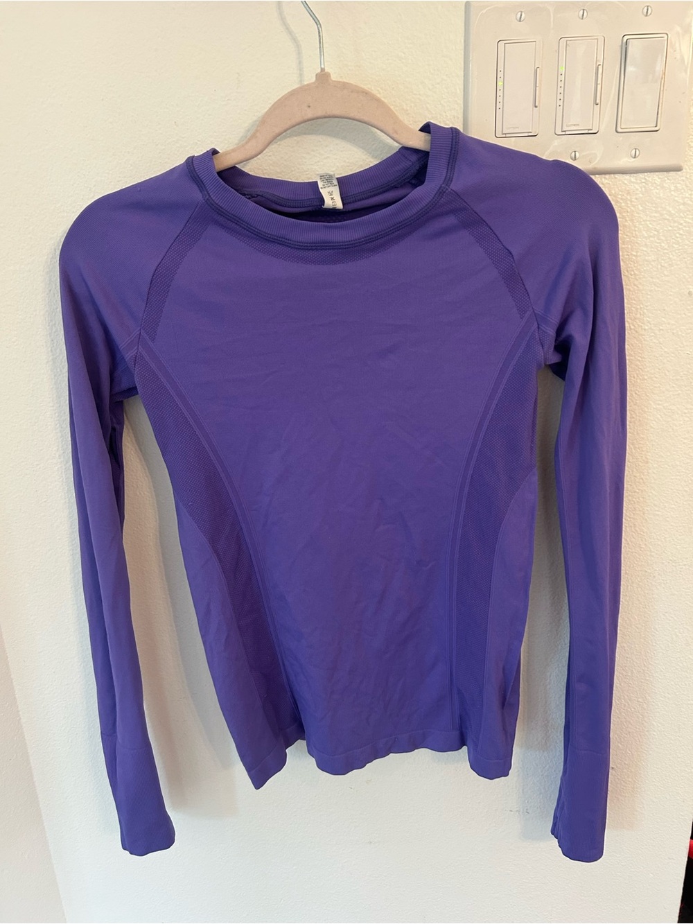 Women’s Long-Sleeve Purple Performance Top